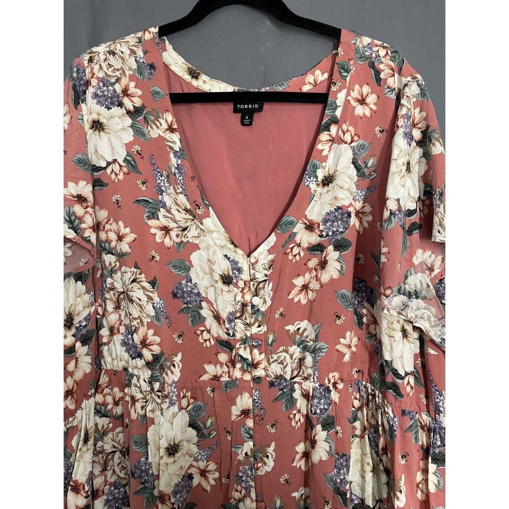 Torrid Plus Size 4 Pink Floral V-Neck Button Front Peplum Tunic Boho Cottagecore - Picture 3 of 8